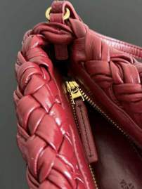 Picture of Bottega Veneta Handbags _SKUfw190937218fw